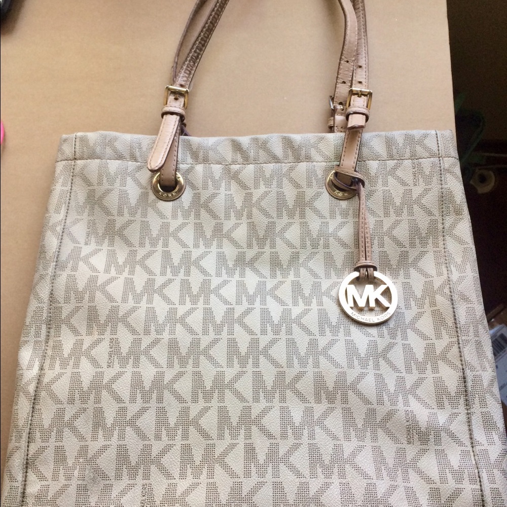 Michael Kors Vanilla Purse Tote